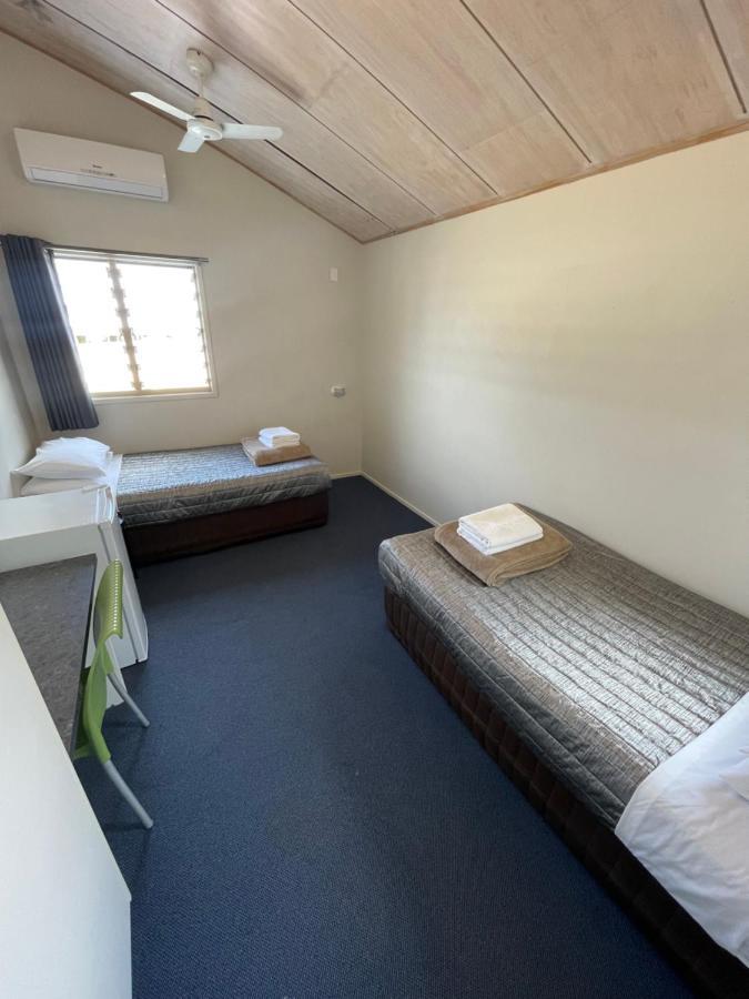 Gold Coast Performance Centre Hostel Ngoại thất bức ảnh